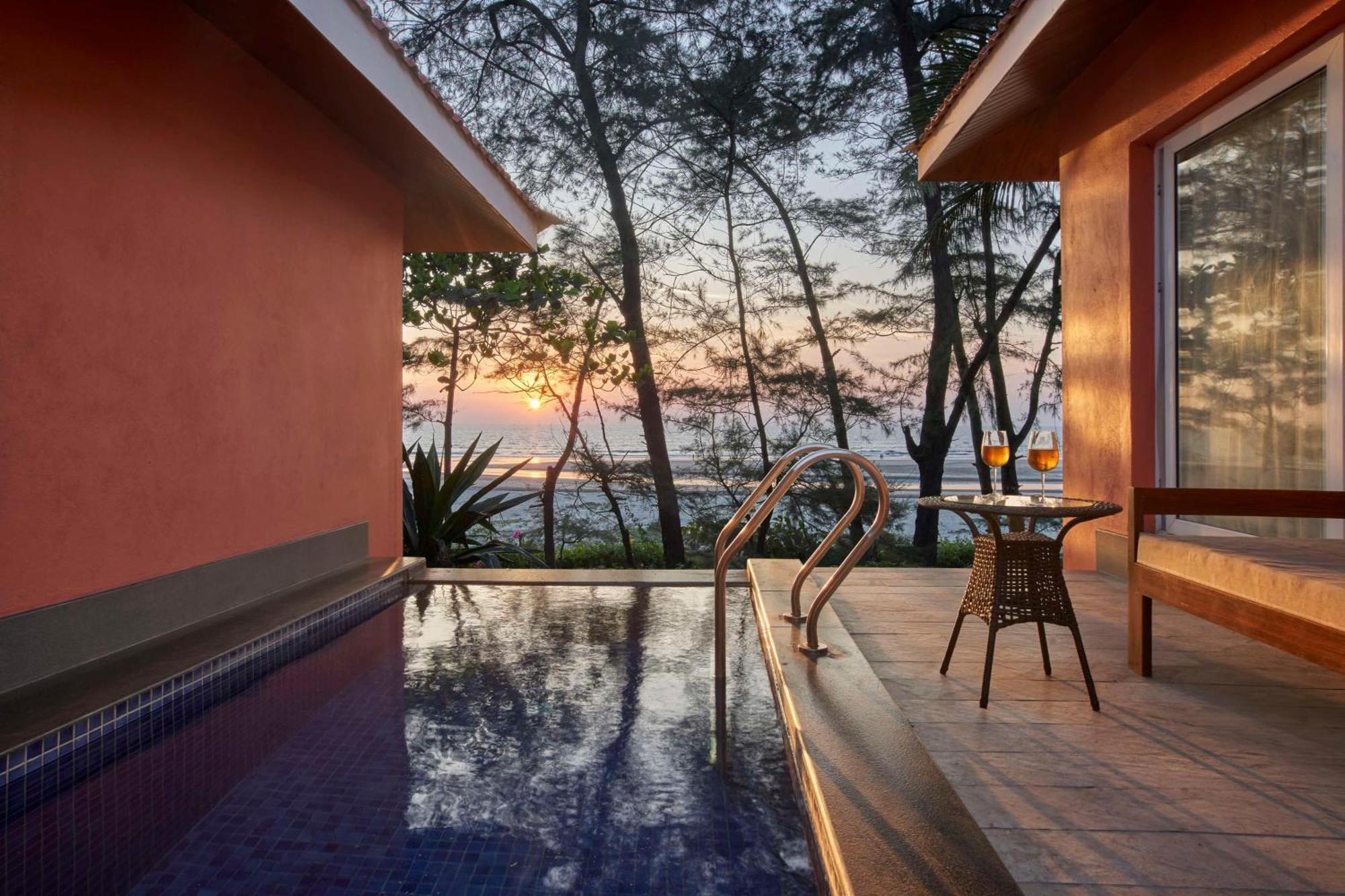 Regenta Place Mandrem Beach Resort Exterior foto