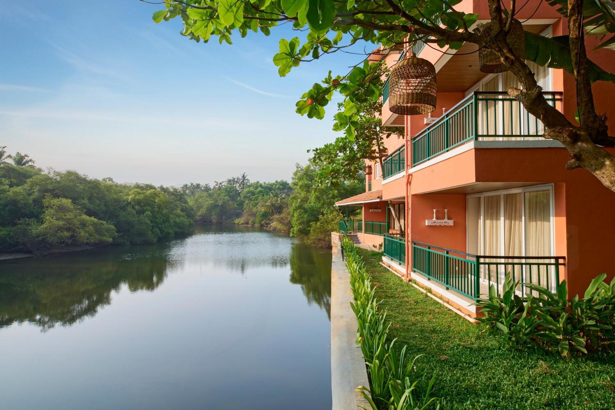 Regenta Place Mandrem Beach Resort Exterior foto