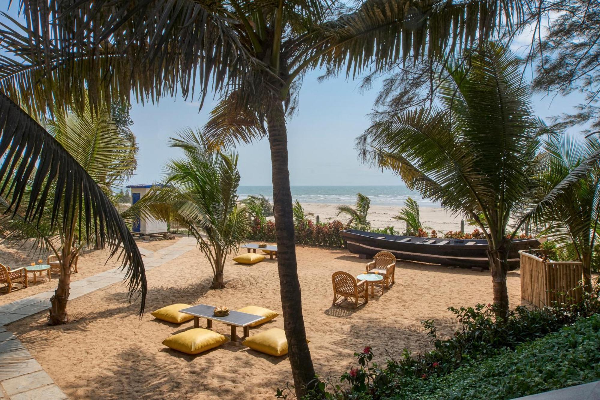 Regenta Place Mandrem Beach Resort Exterior foto